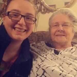 Meet your Posher, Zoë